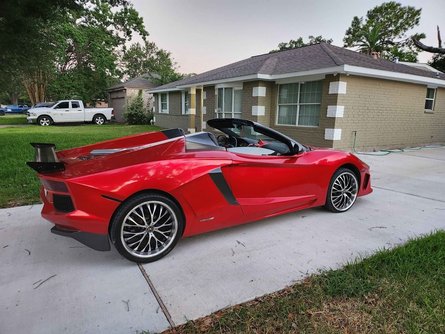 Реплика Lamborghini Aventador Roadster
