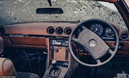 інтер'єр ретро авто, реставрація, салон класичного автомобіля