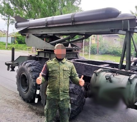 РСЗВ Сніжинка саморобна установка бойовики Донбас реактивна артилерія