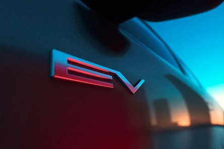 Mitsubishi Eclipse Cross, новый Mitsubishi Eclipse Cross, Mitsubishi Eclipse Cross 2025, электромобиль Mitsubishi