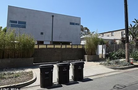 будинок Марго Роббі, Лос-Анджелес