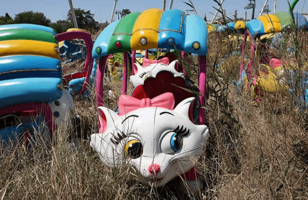 Анкарапарк, парк развлечений, парк аттракционов, коррупция, символ национальной гордости, аналог Диснейленда, заброшенный парк развлечений