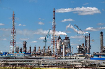 Во время атаки дронов на РФ взрывалось на заводе "Азот" в Новомосковске