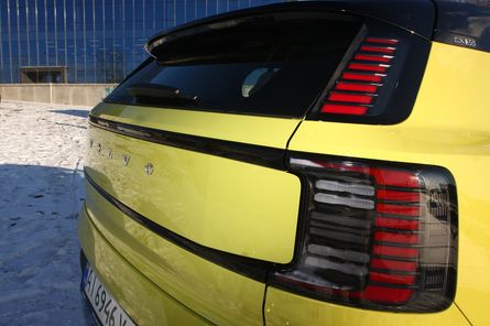 фонари Volvo EX30, Volvo EX30 2025, новый Volvo EX30, электромобиль Volvo, кроссовер Volvo, Volvo EX30 в Украине, Volvo EX30 в Украине