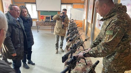 Пісторіус і Умєров на виставці зброї