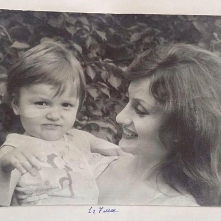 Співачка Оля Полякова, оля полякова, мама, оля полякова мама, маша єфросиніна