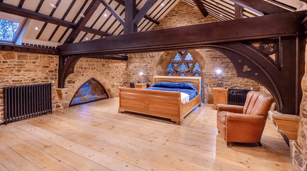 Церква, церкву переробили на будинок, продаж церкви, церква, колишня парафіяльна церква, продаж нерухомості, гроші, курйози