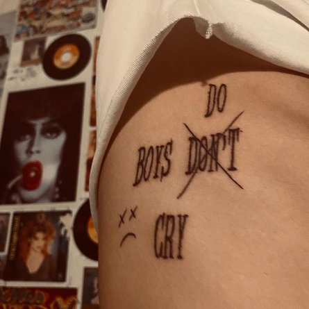 дамиано давид татуировки, дамиано давид, солист манескин, манескин татуировки