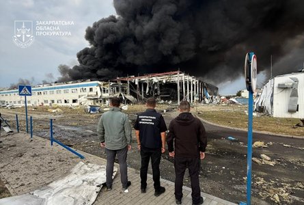 Удар по заводу Flex в Мукачеві розслідує прокуратура