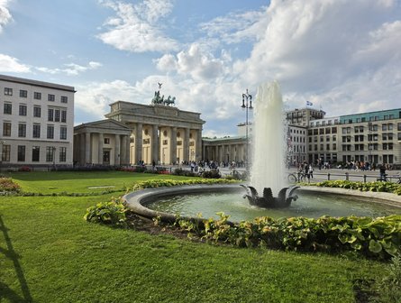 Фото, снятое основной камерой Samsung Galaxy Z Fold 8