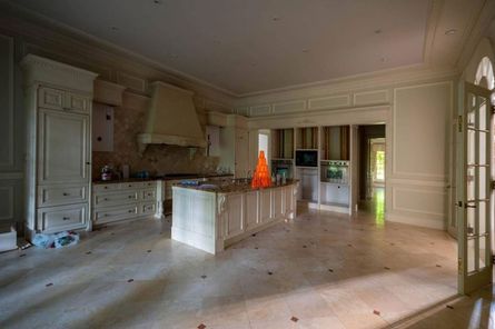 Найдорожчий будинок у Канаді зрівняли із землею бульдозером, чому знесли особняк