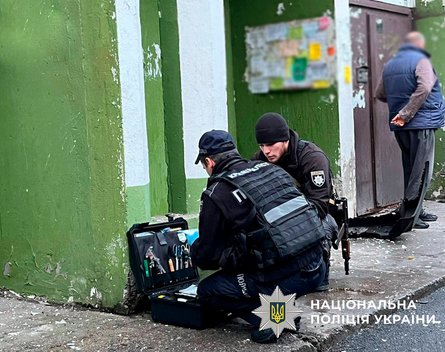 У Києві вибухнуло авто, поліція міста проводить слідчі дії