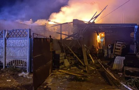 Атака РФ на Днепр, Шахматы, ВС РФ, 30 апреля, пожар