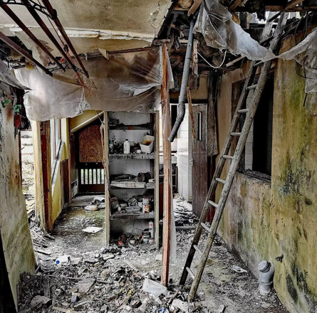 Что происходит с домом, в котором никто не живет, заброшенный особняк, особняк сгнил, фото, Великобритания, жилье