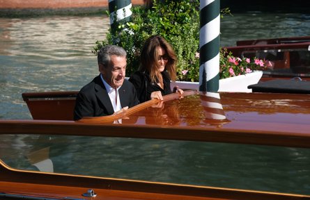 Ніколя Саркозі та Карла Бруні