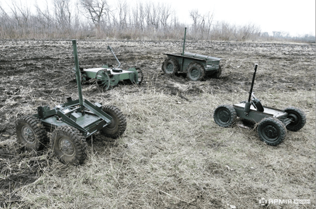 Тарган, дрон Тарган, наземні дрони, роботизовані комплекси, наземні комплекси, дрони, українські дрони, українські розбробки