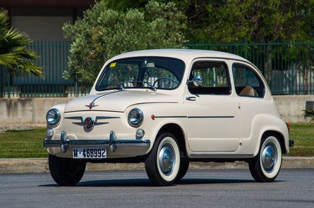 СИДЕНЬЕ 600 1957 ГОДА, СИДЕНЬЕ 600