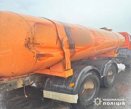 ДТП под Черновцами, Нацполиция, священник, дорога, 18 августа, машина, вмятина