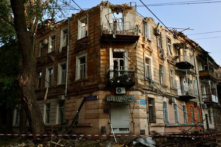 Мэр Геннадий Труханов показал последствия обстрела Одессы 10 июня