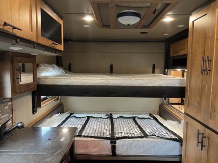 Peterbilt 389 Day Cab, Peterbilt 389, дом на колесах, автодом Peterbilt