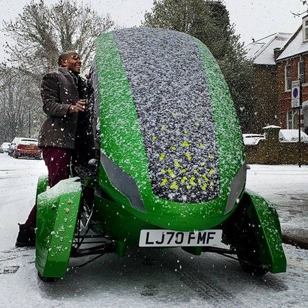 Уильям Сачити, миллионер, поиски нло, нло