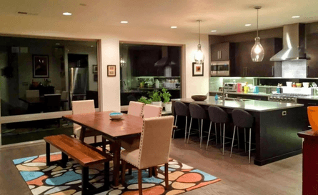 Житло холостяка, переробка квартири, житло холостяка, до і після ремонт, дружина змінила інтер'єр, квартира з рослинами, зелений будинок