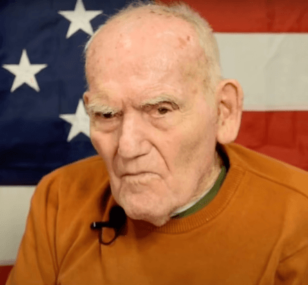 Ветеран війни, 99-річний чоловік, ветеран шукає давню подругу, мила історія, солдат, розшукує жінку мрії, Друга світова