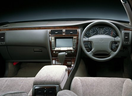 салон Nissan Cima, Nissan Cima, Nissan Cima 1996 г.