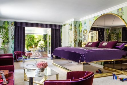 Будинок Кара Делевінь, спальня