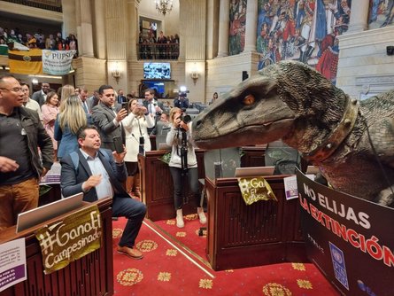 Френкі відвідав Боготу, щоб застерегти від використання викопного палива