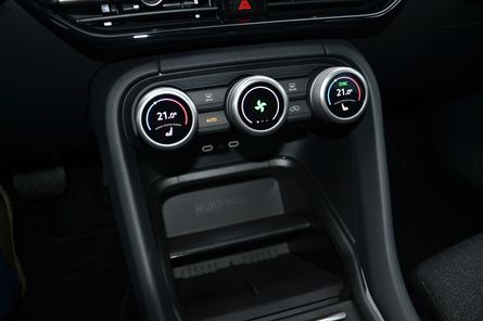 кнопки шкода кодияк, Skoda Kodiaq, новый Skoda Kodiaq, Skoda Kodiaq 2024, кроссовер Skoda, Skoda Kodiaq в Украине