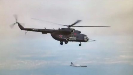 Российский вертолет запускает "Дань-М"