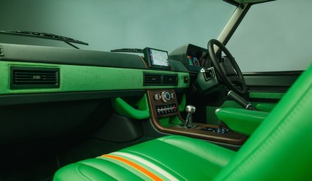 Салон Range Rover