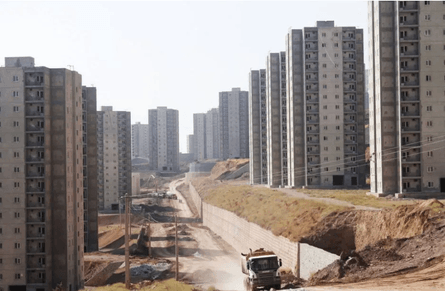 Райське місто, покинуте місто в Ірані, Пардіс, покинуте місто, місто-привид, не добудували місто, землетрус у 2017 році