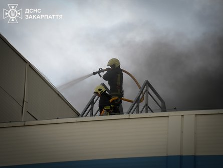 Наслідки удару по заводу Flex