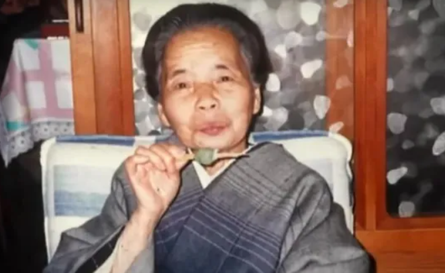 Довгожителі, як прожити довге і щасливе життя, рекорди, правила життя, смерть, фото, Японія