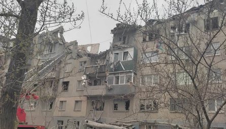 Удар по багатоповерхівці в Слов'янську, Слов'янськ, Слов'янськ новини, Слов'янськ сьогодні