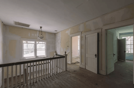 Заброшенный старинный особняк, дом, особняк, жилье, тайна старого дома, секрет особняка, убийство в особняке, пожар в доме