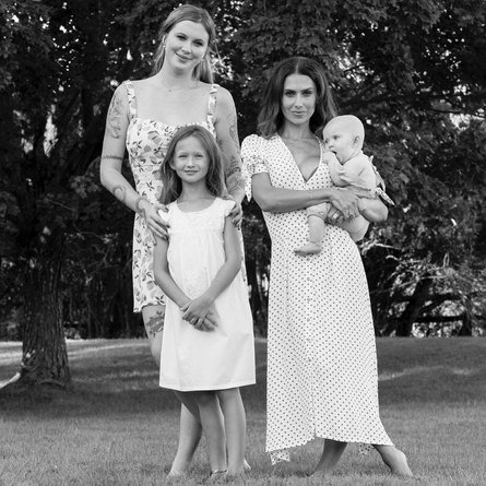 айрленд болдуин, хилария болдуин