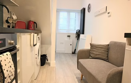 Аренда, жилье, гараж, недвижимость, ремонт до и после, риелторы, курьезы, объявления, фото, Великобритания