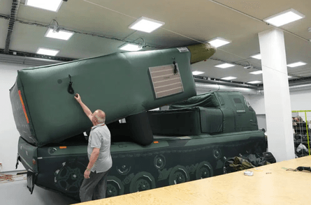 надувные приманки, Himars, чешская компания, поставки в Украину, обманчивая цель