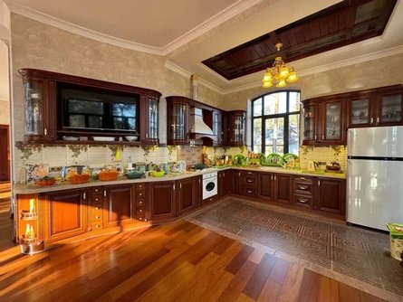 Пастор з Тернополя став власником елітного будинку площею понад 491 квадратний метр