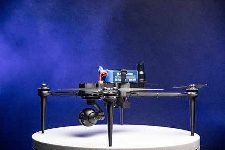 Дрон "Шмавік" на стенді