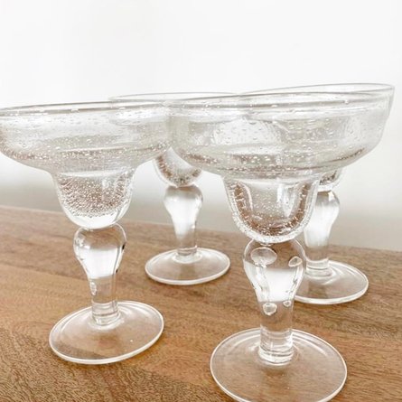 келихи, обмін, деми Скіппер