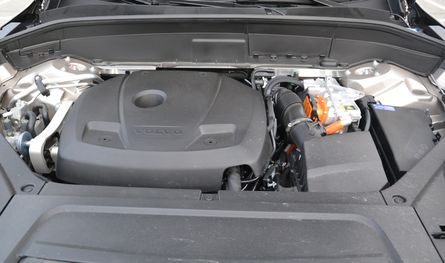 Volvo XC90, новий Volvo XC90, кросовер Volvo, Volvo XC90 2025, гібрид Volvo XC90