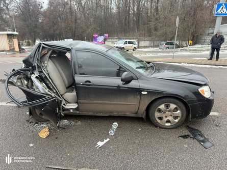 У ДТП постраждала машина з дітьми й загинула їхня молода мати