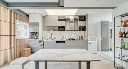 Скандла в Лондоне из-за дома с переделанной кухней