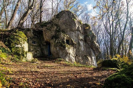 Печера відлюдника, пам'ятка архітектури, історична пам'ятка