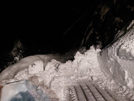 Снежная буря, Балканы, Босния и Герцеговина, 26 декабря, дорога, снег