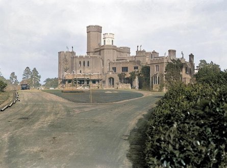 Форт Бельведер, Велика Британія, палац, Королівська сім'я, Єлизавета II